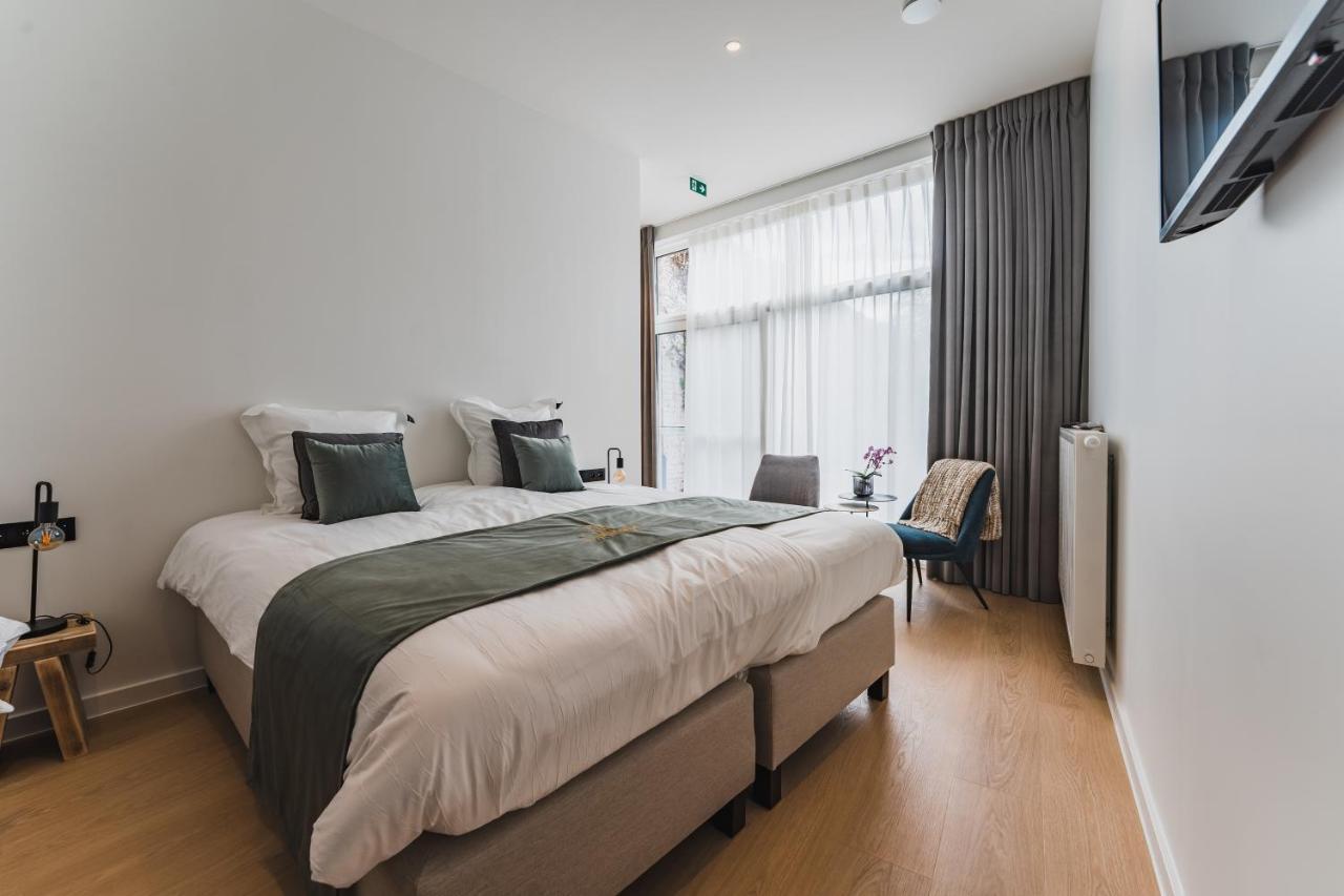 Guesthouse De La Paix Poperinge Esterno foto